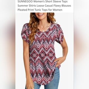 Women's Geometric Print Short Sleeve Top